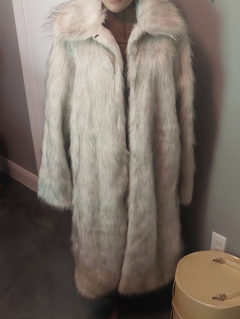 Long Plush Teddy Coat in White With Black Tips